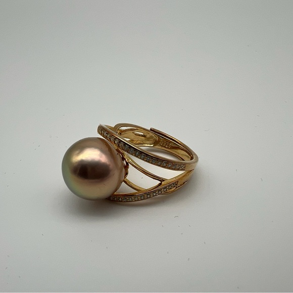 Elegant Gold Freshwater Edison Pearl Ring - Picture 7 of 13